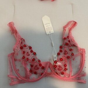 For love and lemons size 36DD